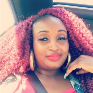 Meet your Posher, Elisha